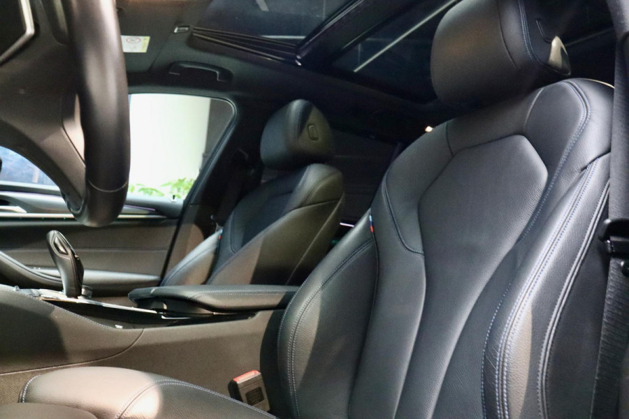 BMW 5 Serie Touring 530e High Ex M Sport|HuD|PANO|BerninaGrey