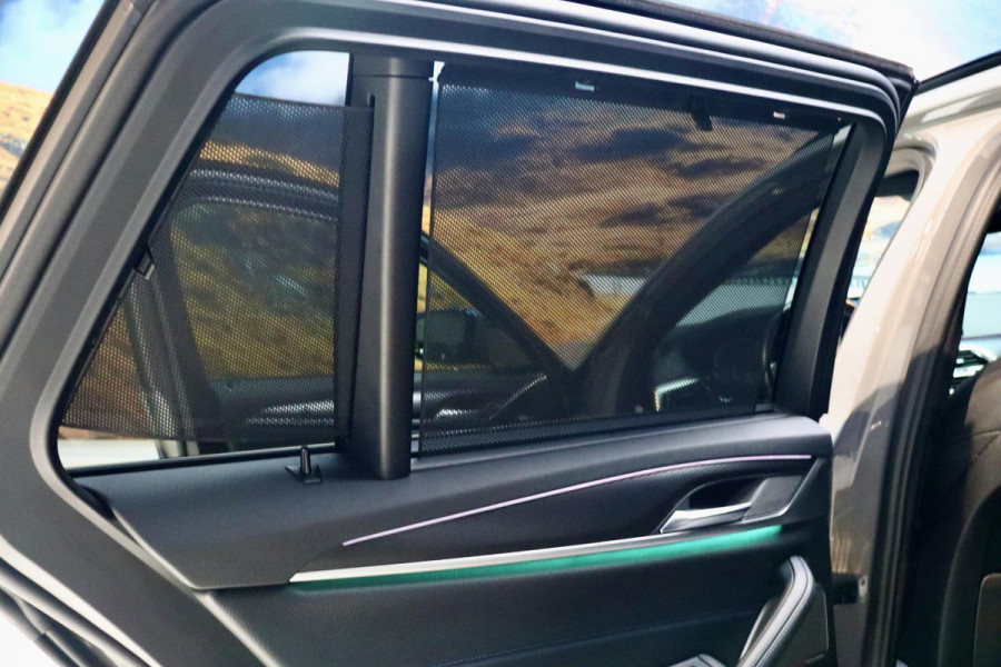 BMW 5 Serie Touring 530e High Ex M Sport|HuD|PANO|BerninaGrey