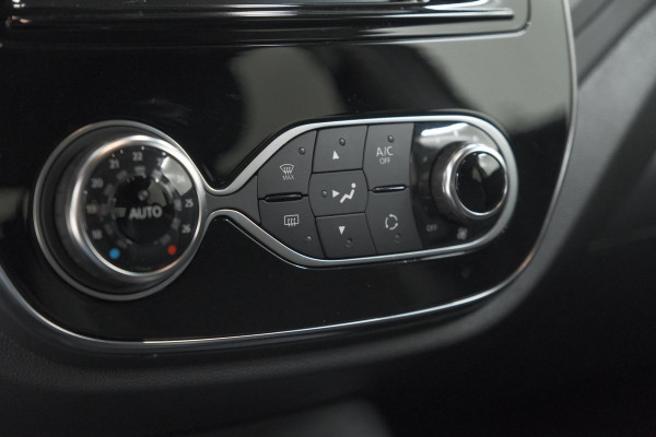 Renault Captur TCe 150 EDC Intens | Camera | Dodehoekdetectie | R-Link Navigatie | Parkeersensoren