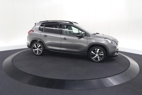 Peugeot 2008 PureTech 110 EAT6 GT Line | Trekhaak | Panoramadak | Apple Carplay | Parkeersensoren