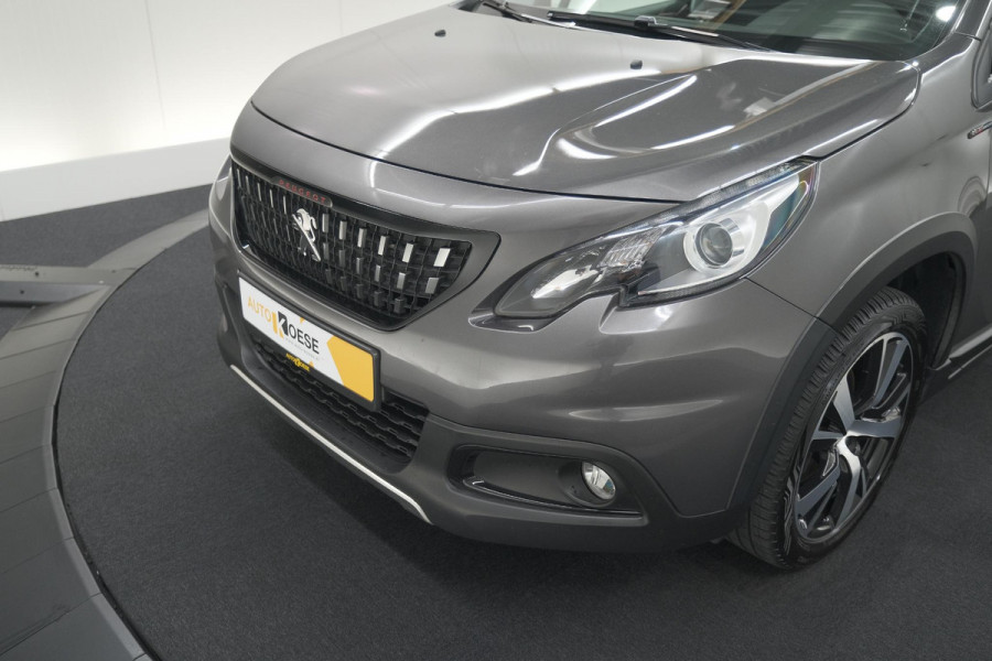 Peugeot 2008 PureTech 110 EAT6 GT Line | Trekhaak | Panoramadak | Apple Carplay | Parkeersensoren