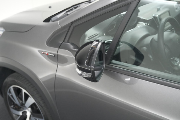 Peugeot 2008 PureTech 110 EAT6 GT Line | Trekhaak | Panoramadak | Apple Carplay | Parkeersensoren