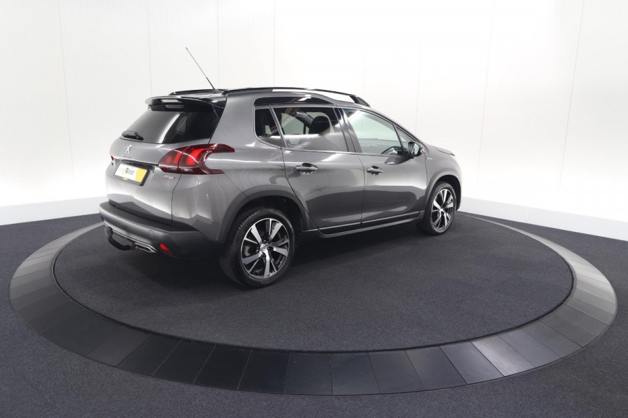 Peugeot 2008 PureTech 110 EAT6 GT Line | Trekhaak | Panoramadak | Apple Carplay | Parkeersensoren