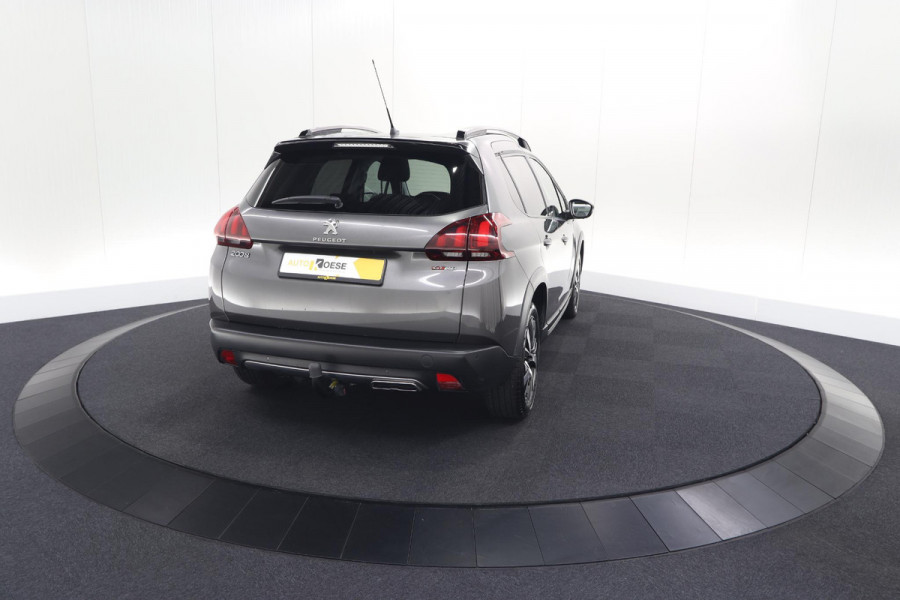 Peugeot 2008 PureTech 110 EAT6 GT Line | Trekhaak | Panoramadak | Apple Carplay | Parkeersensoren