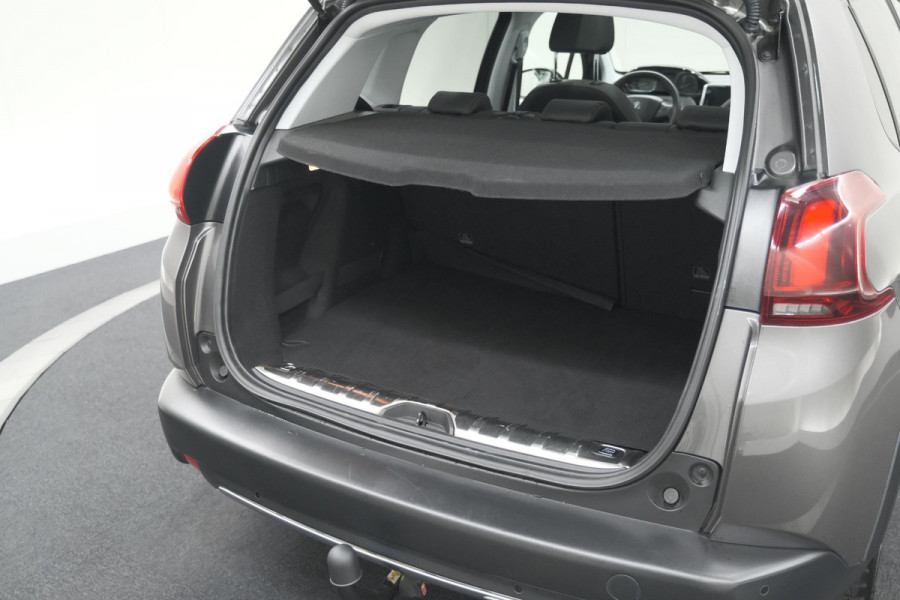 Peugeot 2008 PureTech 110 EAT6 GT Line | Trekhaak | Panoramadak | Apple Carplay | Parkeersensoren