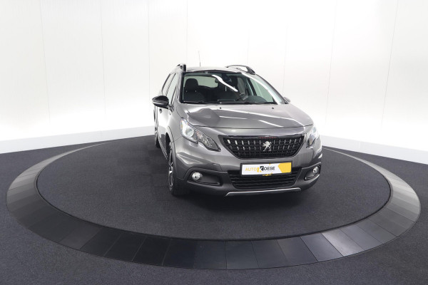 Peugeot 2008 PureTech 110 EAT6 GT Line | Trekhaak | Panoramadak | Apple Carplay | Parkeersensoren