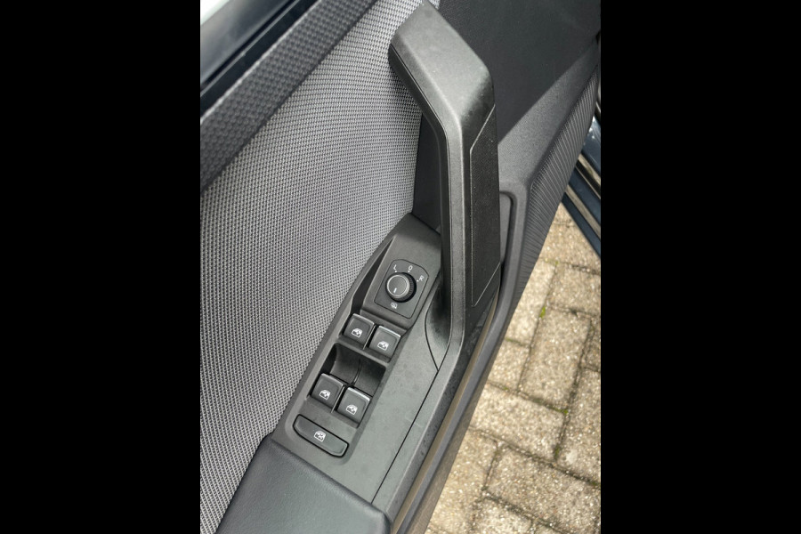 Seat Leon Sportstourer 1.0 TSI Style Business Intense