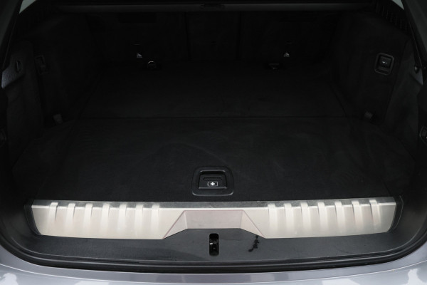 BMW 5 Serie Touring 530e M Sport Edition Leer, Soft-Close, 360° Camera, Head-Up, Stoelverwarming/ventilatie, LED, 19''