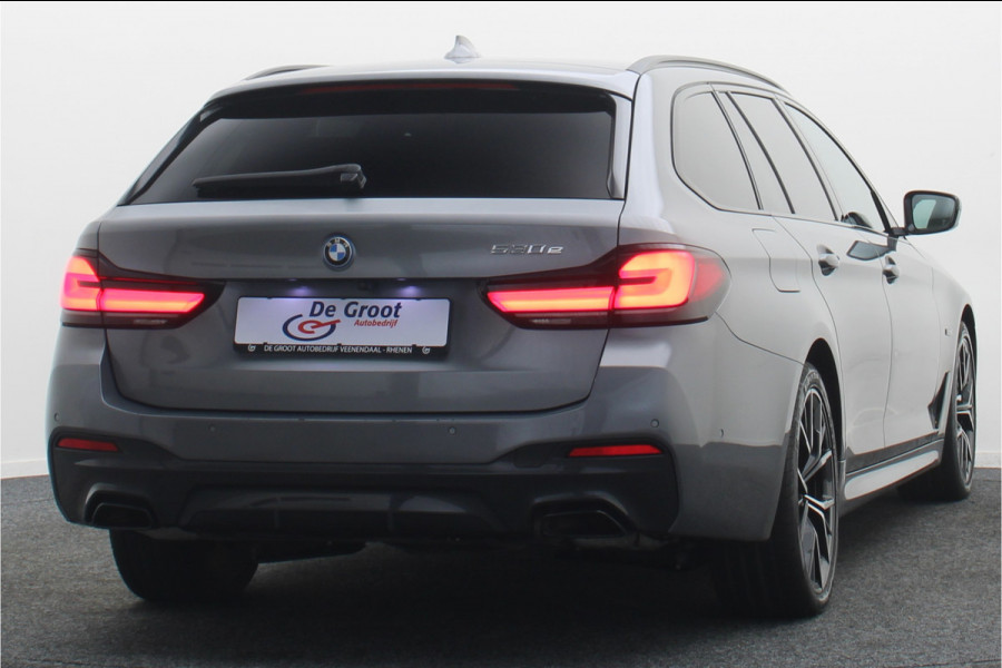 BMW 5 Serie Touring 530e M Sport Edition Leer, Soft-Close, 360° Camera, Head-Up, Stoelverwarming/ventilatie, LED, 19''