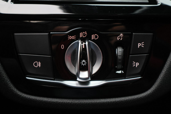 BMW 5 Serie Touring 530e M Sport Edition Leer, Soft-Close, 360° Camera, Head-Up, Stoelverwarming/ventilatie, LED, 19''