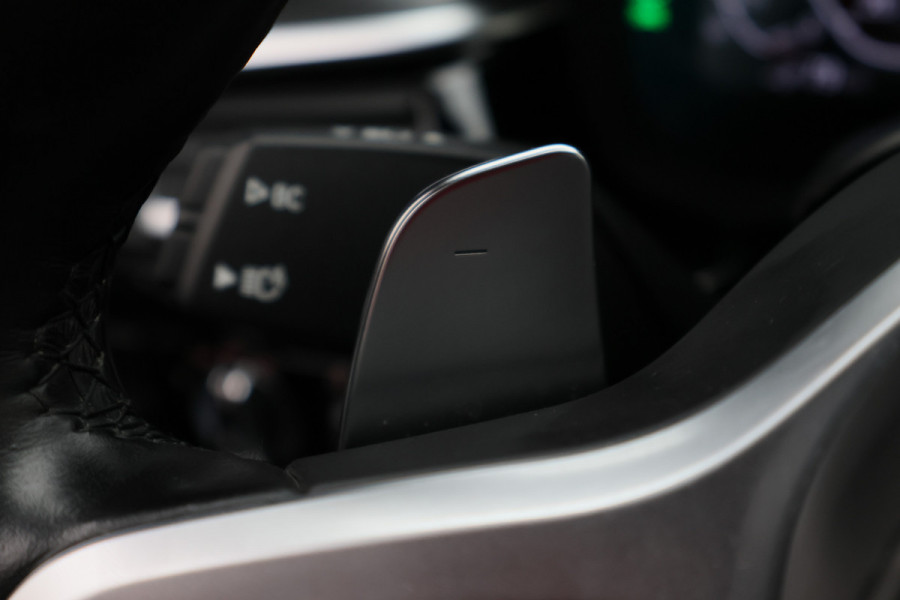 BMW 5 Serie Touring 530e M Sport Edition Leer, Soft-Close, 360° Camera, Head-Up, Stoelverwarming/ventilatie, LED, 19''