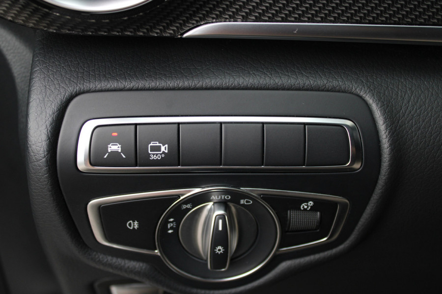 Mercedes-Benz V-Klasse 300d / DC / AMG / Panorama / Luchtvering / 2x Elec Schuifd / 360 Cam / Burmester / Vol Opties.