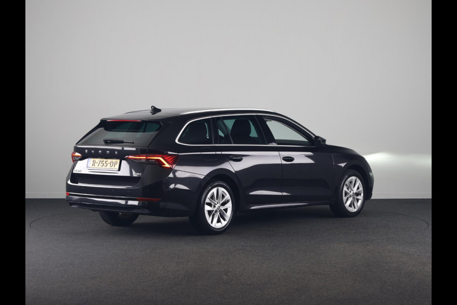 Škoda Octavia Combi 1.5 e-TSI Business Edition Plus 150pk DSG | Navigatie | Trekhaak wegklapbaar | Head-Up Display | Parkeercamera | Elektrisch verstelbare bestuurdersstoel met geheugen |