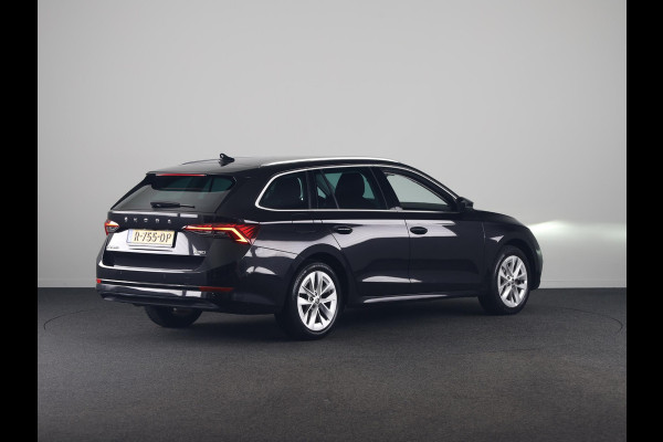Škoda Octavia Combi 1.5 e-TSI Business Edition Plus 150pk DSG | Navigatie | Trekhaak wegklapbaar | Head-Up Display | Parkeercamera | Elektrisch verstelbare bestuurdersstoel met geheugen |