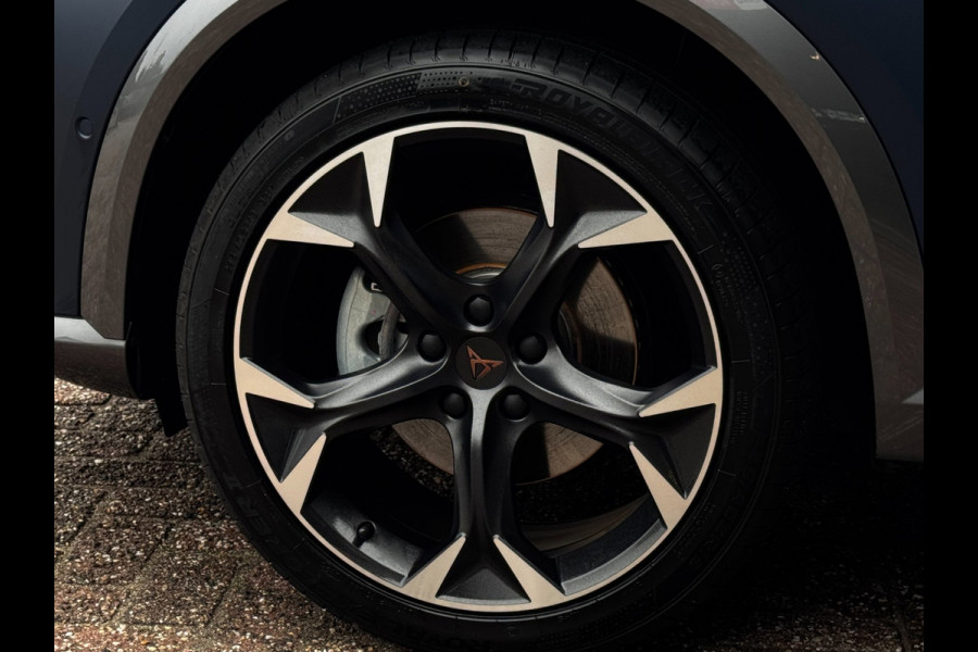 CUPRA Formentor 1.4 e-Hybrid Business | 95% SOH | Petrol Blue Matt | Sportstoelen + Memory | Camera | Winter Pack