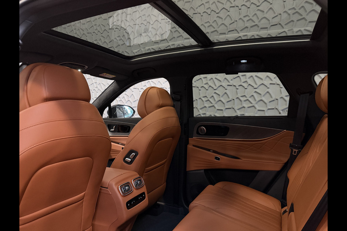Jaecoo 8 EXCLUSIVE | AWD | 428 PK | 7-PERSOONS | NIEUWE AUTO | KHAKI WHITE phev plug in hybrid