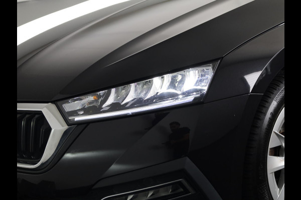 Škoda Octavia Combi 1.5 e-TSI Business Edition Plus 150pk DSG | Navigatie | Trekhaak wegklapbaar | Head-Up Display | Parkeercamera | Elektrisch verstelbare bestuurdersstoel met geheugen |