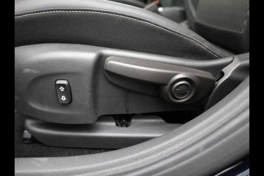 Opel Astra 1.4 Turbo Innovation | Navi | LMV | AGR Stoelen | PDC | Prijs Rijklaar!!