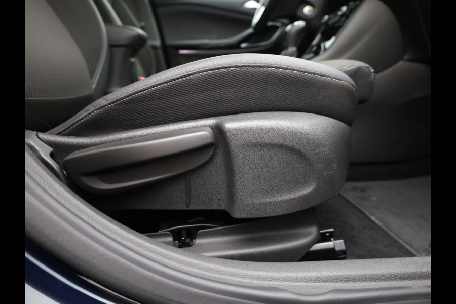 Opel Astra 1.4 Turbo Innovation | Navi | LMV | AGR Stoelen | PDC | Prijs Rijklaar!!