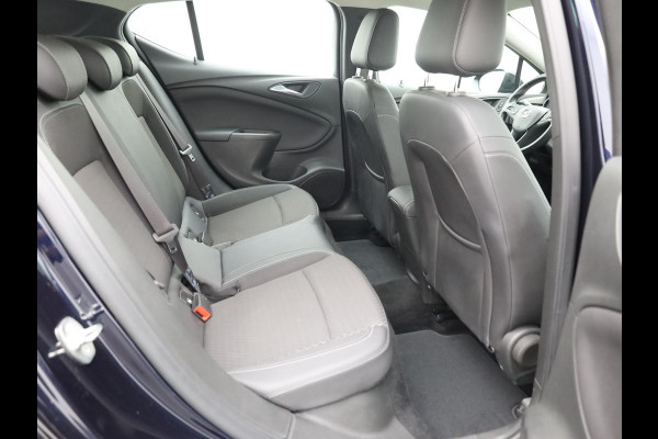 Opel Astra 1.4 Turbo Innovation | Navi | LMV | AGR Stoelen | PDC | Prijs Rijklaar!!