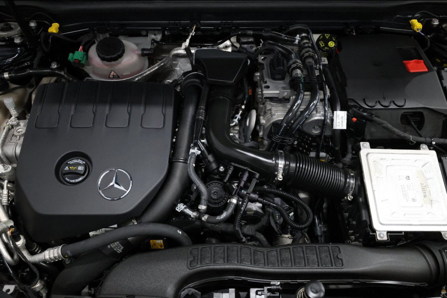 Mercedes-Benz CLA-Klasse 250 e AMG Limited MULTIBEAM/VIRTUAL/SFEER/LEER+S.VERWARMING+MEMORY/19" LMV/360/ACC/ECC/12 MND GARANTIE!