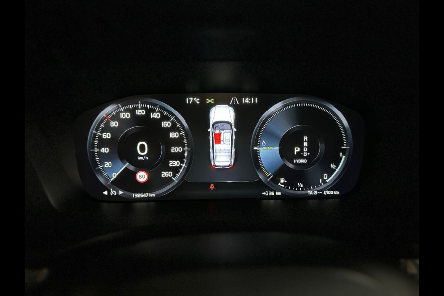 Volvo V60 2.0 T6 Recharge AWD R-Design | Elektr. trekhaak | Pano | 360° Camera |Massage | Stoelventilatie | CarPlay | Adaptive LED