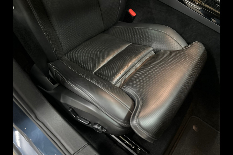 Volvo V60 2.0 T6 Recharge AWD R-Design | Elektr. trekhaak | Pano | 360° Camera |Massage | Stoelventilatie | CarPlay | Adaptive LED