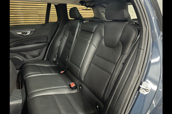 Volvo V60 2.0 T6 Recharge AWD R-Design | Elektr. trekhaak | Pano | 360° Camera |Massage | Stoelventilatie | CarPlay | Adaptive LED
