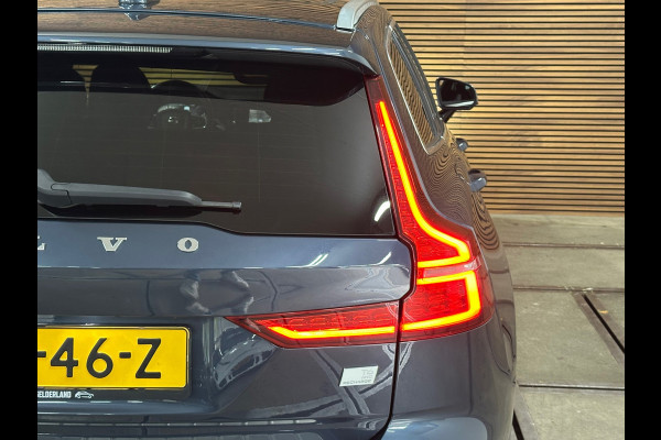 Volvo V60 2.0 T6 Recharge AWD R-Design | Elektr. trekhaak | Pano | 360° Camera |Massage | Stoelventilatie | CarPlay | Adaptive LED