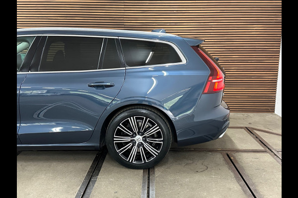 Volvo V60 2.0 T6 Recharge AWD R-Design | Elektr. trekhaak | Pano | 360° Camera |Massage | Stoelventilatie | CarPlay | Adaptive LED