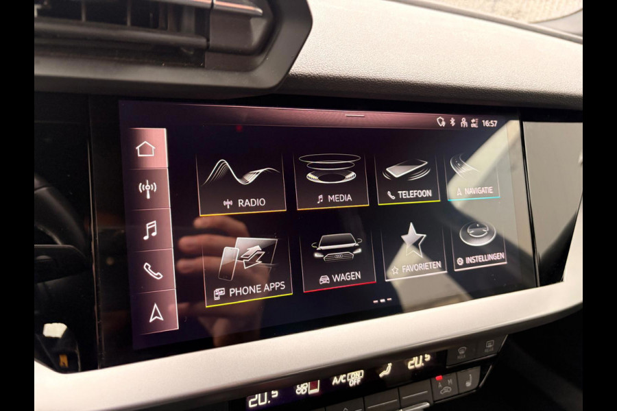 Audi A3 Sportback 35 TFSI S edition S-Line | Dealer onderH | Add cruise | Carplay | Dig Dash | StoelverW | Lane Ass | Etc