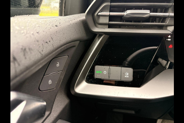 Audi A3 Sportback 35 TFSI S edition S-Line | Dealer onderH | Add cruise | Carplay | Dig Dash | StoelverW | Lane Ass | Etc