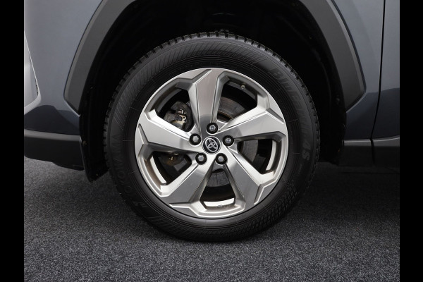 Toyota RAV4 2.5 Hybrid Dynamic | NL Auto | Camera | PDC | Trekhaak | Apple \ Android | Bearlock | Prijs Rijklaar!!
