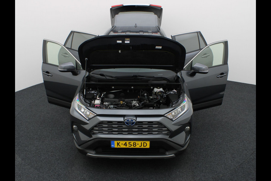 Toyota RAV4 2.5 Hybrid Dynamic | NL Auto | Camera | PDC | Trekhaak | Apple \ Android | Bearlock | Prijs Rijklaar!!