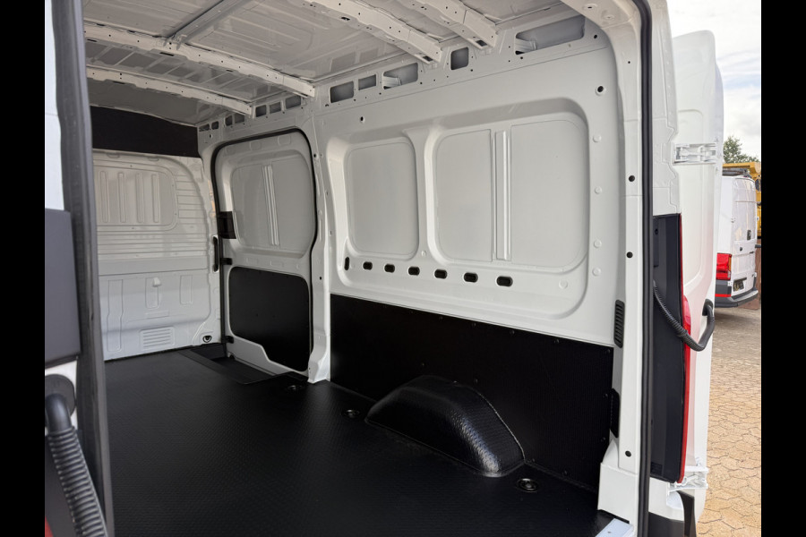 Maxus eDeliver 9 72kWh 204PK Nieuw! Elektrisch L3H2 280km WLTP ACC Stoelverwarming Snelladen Carplay LED Airco