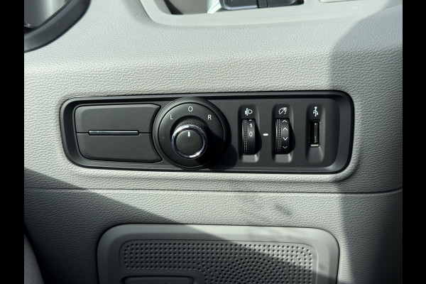 Maxus eDeliver 9 72kWh 204PK Nieuw! Elektrisch L3H2 280km WLTP ACC Stoelverwarming Snelladen Carplay LED Airco