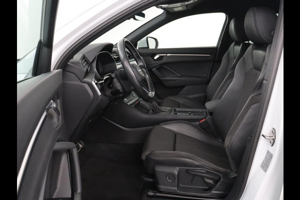 Audi Q3 Sportback 35 TFSI S Edition Camera | Adaptive cruise control | Carplay | Stoelverwarming | Elektrische kofferbak | S-Line |