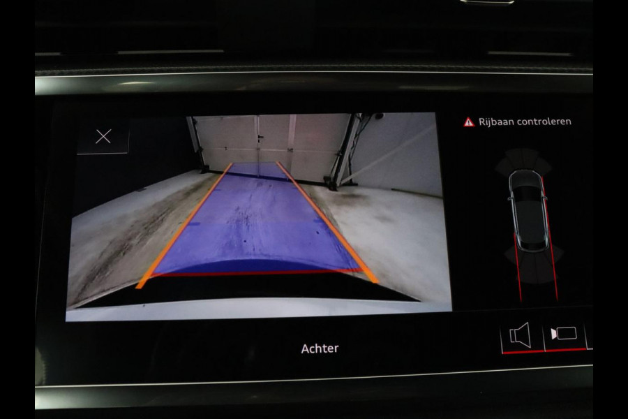 Audi Q3 Sportback 35 TFSI S Edition Camera | Adaptive cruise control | Carplay | Stoelverwarming | Elektrische kofferbak | S-Line |