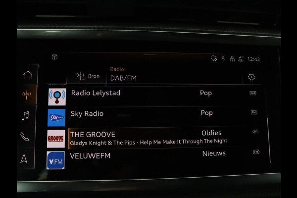 Audi Q3 Sportback 35 TFSI S Edition Camera | Adaptive cruise control | Carplay | Stoelverwarming | Elektrische kofferbak | S-Line |