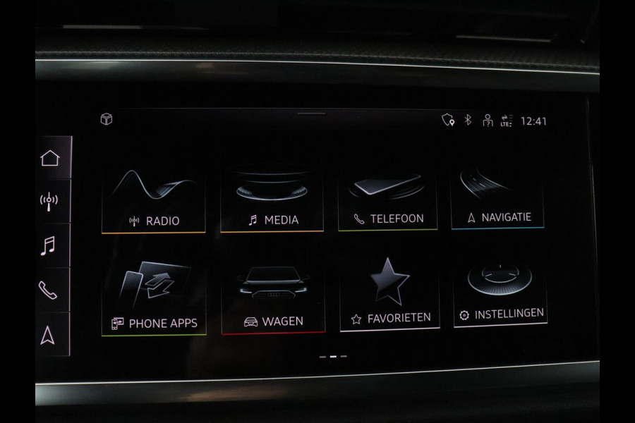 Audi Q3 Sportback 35 TFSI S Edition Camera | Adaptive cruise control | Carplay | Stoelverwarming | Elektrische kofferbak | S-Line |
