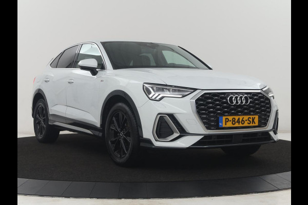 Audi Q3 Sportback 35 TFSI S Edition Camera | Adaptive cruise control | Carplay | Stoelverwarming | Elektrische kofferbak | S-Line |