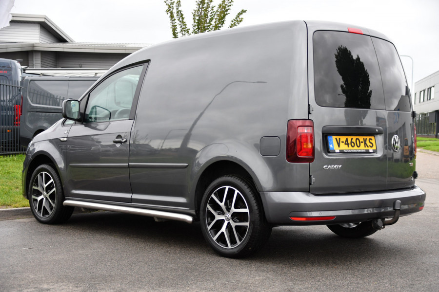 Volkswagen Caddy 2.0 TDI L1H1 BMT Highline Adaptieve Cruise, Carplay, LED, Clima, Stoelverwarming, 150pk, Automaat, Leder, Uniek!