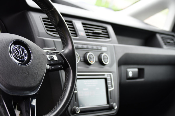 Volkswagen Caddy 2.0 TDI L1H1 BMT Highline Adaptieve Cruise, Carplay, LED, Clima, Stoelverwarming, 150pk, Automaat, Leder, Uniek!