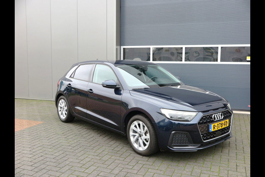 Audi A1 Sportback 25 TFSI Advanced edition Led , Stoelverwaming, Cruise , Climate control , Soundsysteem, PDC achter,etc. Navigatie via carplay.