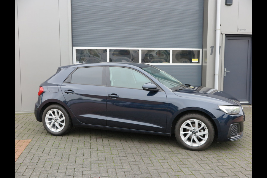 Audi A1 Sportback 25 TFSI Advanced edition Led , Stoelverwaming, Cruise , Climate control , Soundsysteem, PDC achter,etc. Navigatie via carplay.