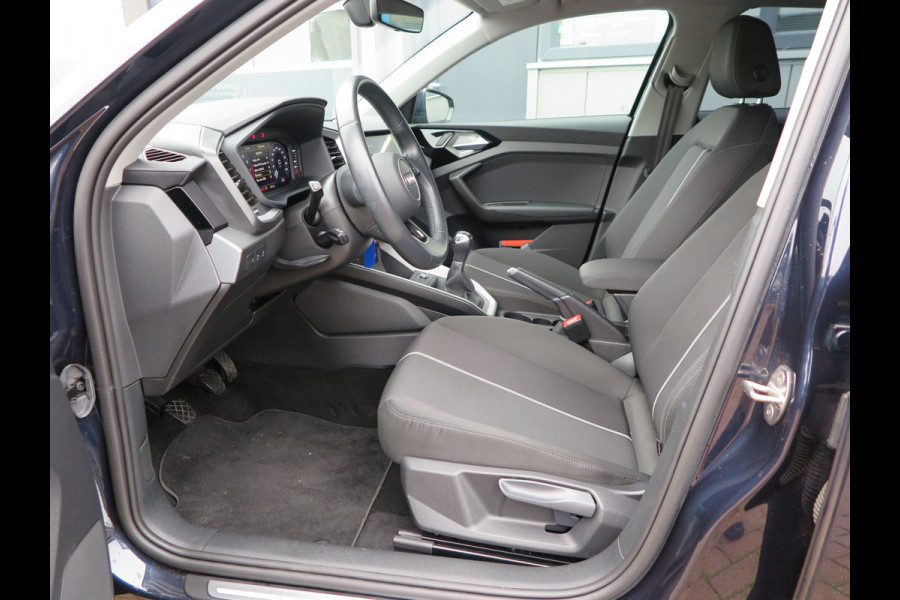 Audi A1 Sportback 25 TFSI Advanced edition Led , Stoelverwaming, Cruise , Climate control , Soundsysteem, PDC achter,etc. Navigatie via carplay.