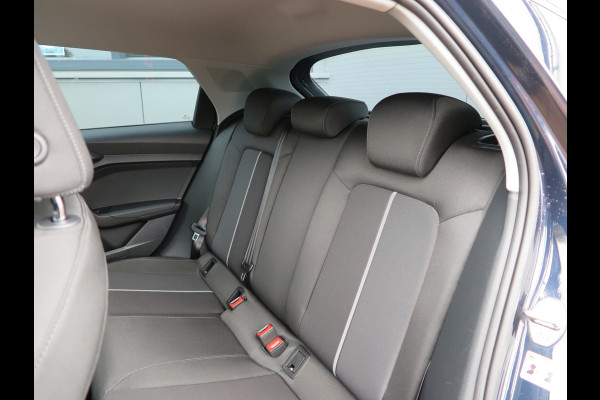 Audi A1 Sportback 25 TFSI Advanced edition Led , Stoelverwaming, Cruise , Climate control , Soundsysteem, PDC achter,etc. Navigatie via carplay.