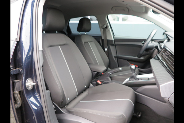 Audi A1 Sportback 25 TFSI Advanced edition Led , Stoelverwaming, Cruise , Climate control , Soundsysteem, PDC achter,etc. Navigatie via carplay.