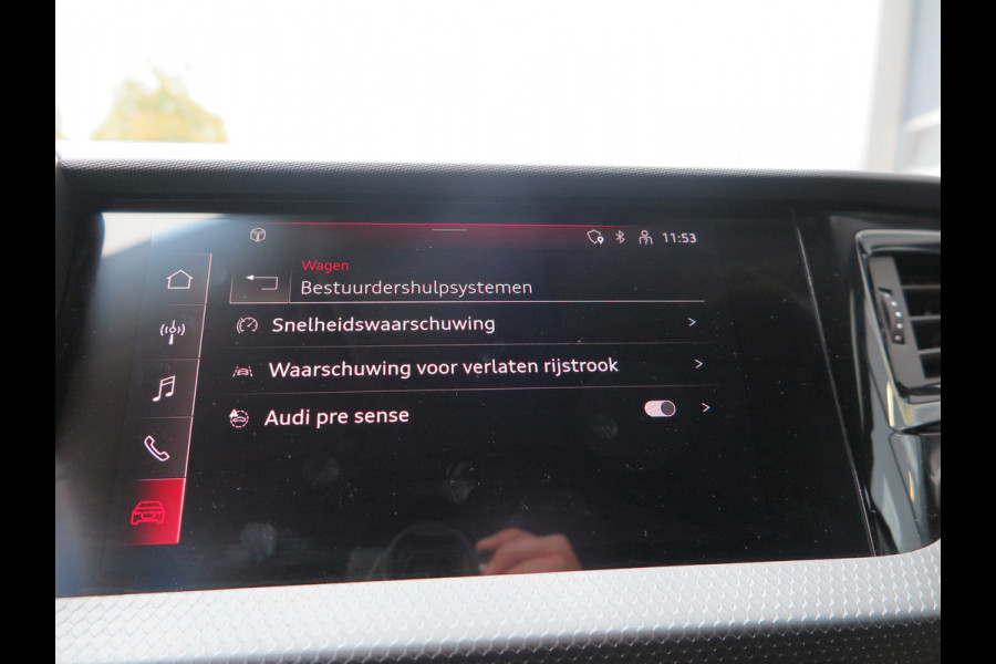 Audi A1 Sportback 25 TFSI Advanced edition Led , Stoelverwaming, Cruise , Climate control , Soundsysteem, PDC achter,etc. Navigatie via carplay.