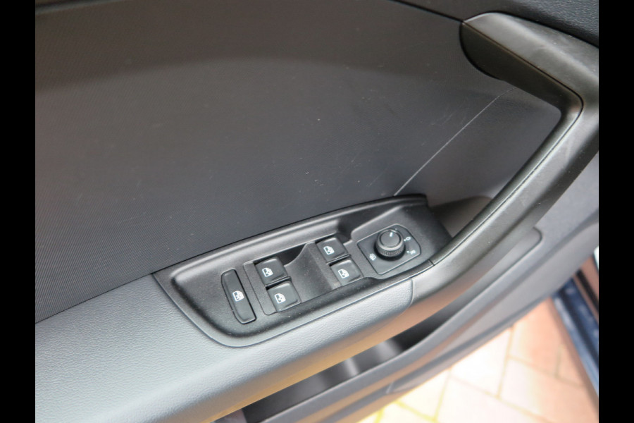 Audi A1 Sportback 25 TFSI Advanced edition Led , Stoelverwaming, Cruise , Climate control , Soundsysteem, PDC achter,etc. Navigatie via carplay.